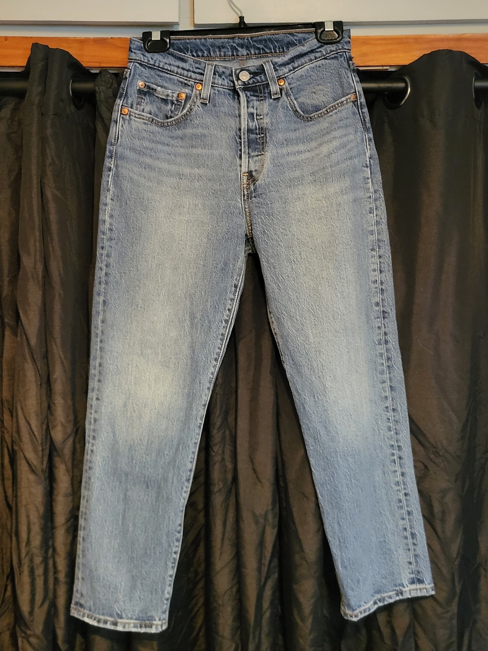 Levi's Medium Blue Ankle Crop Jeans